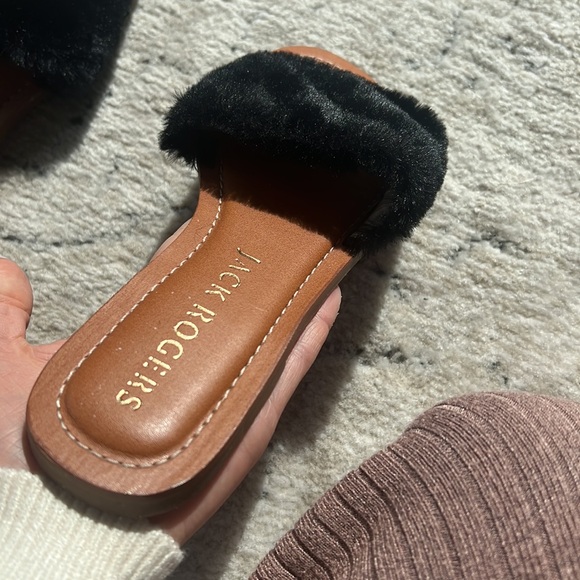 NWOT Never Worn Jack Rogers Black Furry Slide Sandals - Picture 3 of 5